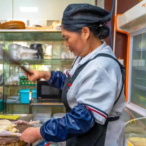 江湖揭秘:武器重量解析,破定真相探秘新价值 江湖揭秘:武器重量解析,破定真相探秘新价值