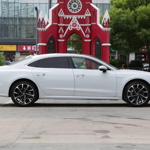 2024年度热榜揭晓:十大竞速游戏下载首选推荐 2024年度热榜揭晓:十大竞速游戏下载首选推荐