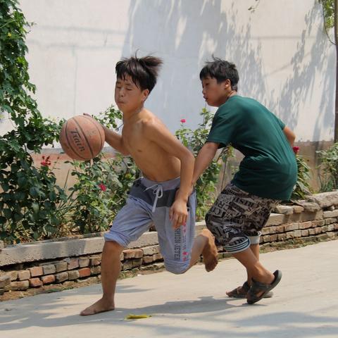 篮球巅峰对决，盘点十大经典篮球游戏，趣味无限！