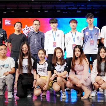 电竞选手日常揭秘：揭秘幕后生活点滴