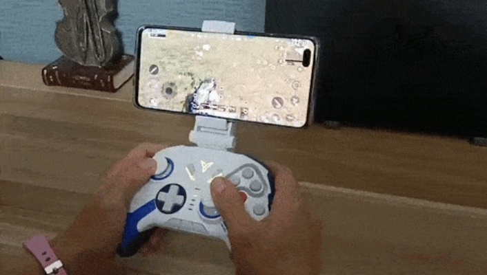 《敢达X飞智八爪鱼2联动！极限操作挑战，谁才是王牌？》