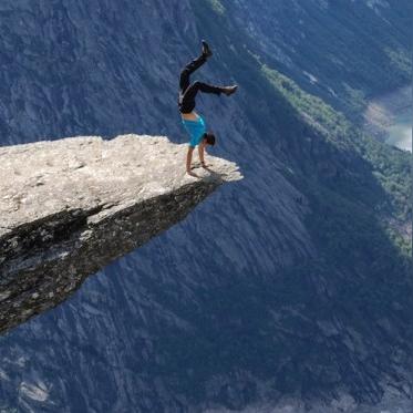 《王国之心3》石之巨魔Boss新截图曝光!惊险对决即将开启 《王国之心3》石之巨魔Boss新截图曝光!惊险对决即将开启