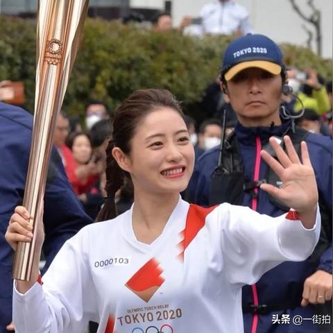 《火炬之光2》套装属性全解析:装备攻略一览 《火炬之光2》套装属性全解析:装备攻略一览