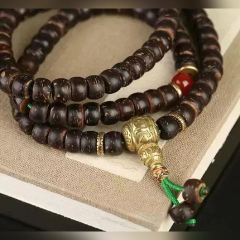 十大耐玩黑色游戏盘点:揭秘最佳黑色游戏体验 十大耐玩黑色游戏盘点:揭秘最佳黑色游戏体验