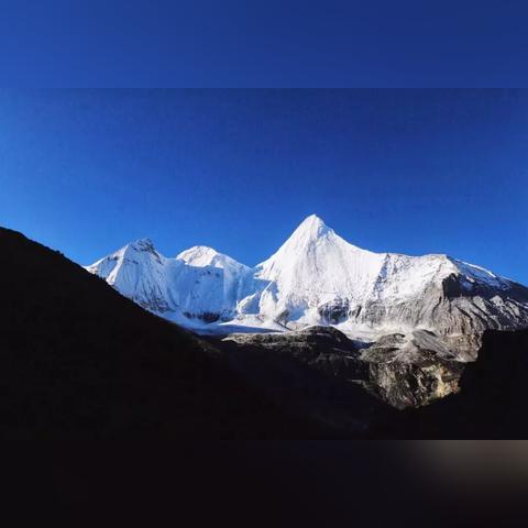 探寻十大经典：揭秘类魂游戏排行必玩佳作