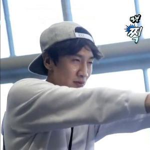 热门游戏制作工具盘点：揭秘人气排行榜前十佳选