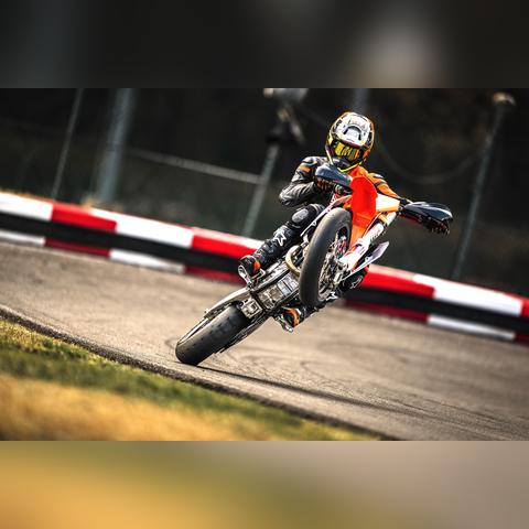 2024年度热门赛车游戏盘点：探索全新驾驶乐趣