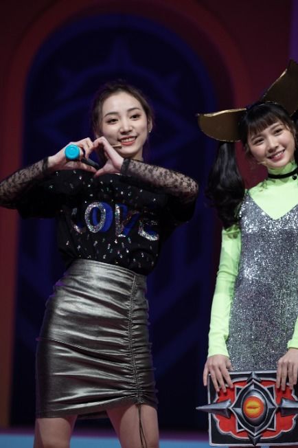 热门社交聚会游戏盘点：揭秘趣味排行新风尚