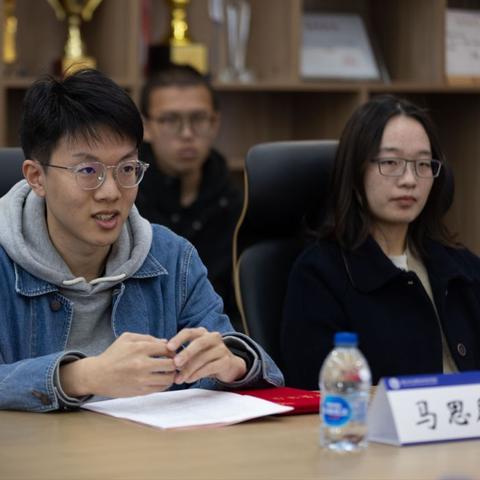 游戏编辑力荐：热门程序生成游戏，轻松下载畅玩新体验