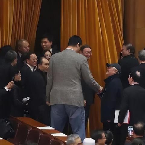 飞机游戏精选：人气排行揭秘，全新体验必玩榜单