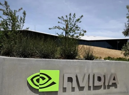 英伟达新模型颠覆游戏代练：AI助你轻松上分，技术革新！