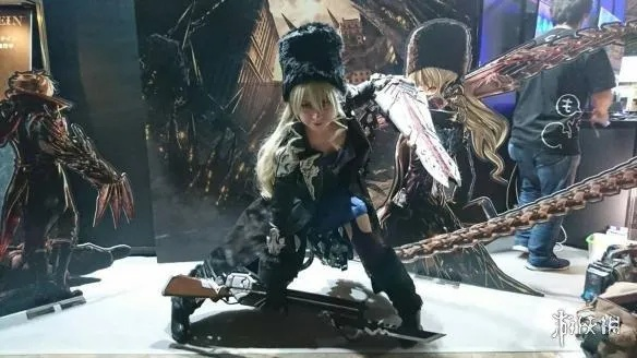 美背香肩长腿魅力，揭秘《嗜血代码2》露·马格梅尔手办独特价值