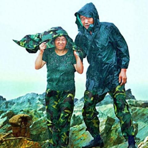 灯塔城守卫战：战术攻略新视角