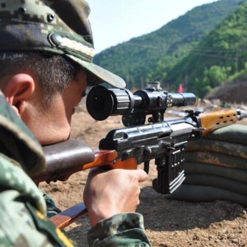 狙击手游戏人气排行：揭秘热门射击巅峰之作