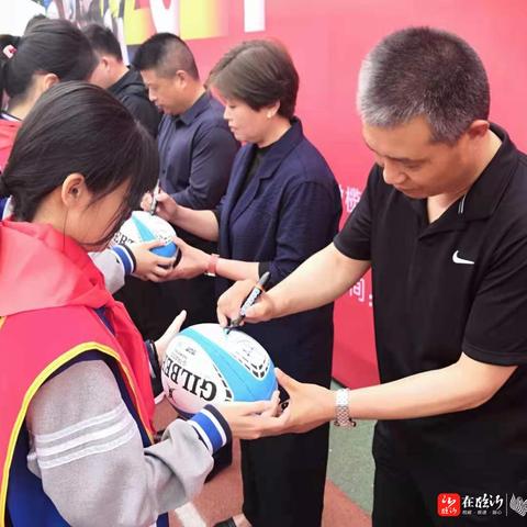 热门盘点：人气爆棚的橄榄球游戏推荐，解锁全新竞技体验