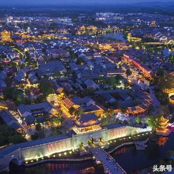 轻松掌握Minecraft移动版画舫建造技巧，解锁建筑新境界