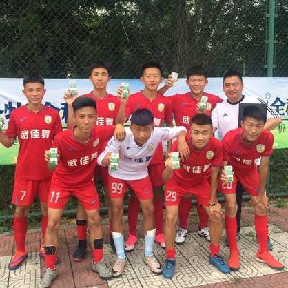 足球盛宴来袭！盘点热门足球游戏，畅享竞技新体验