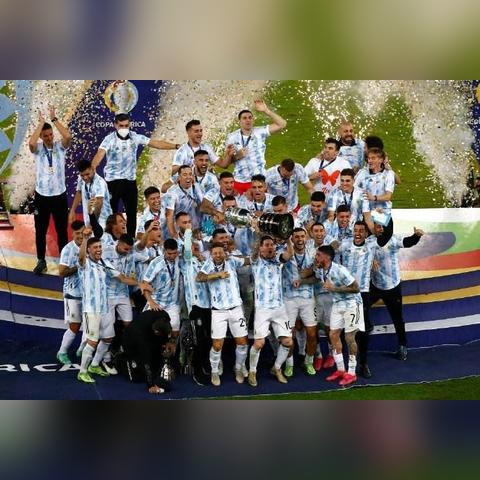 足球盛宴必体验：盘点十大热门必玩足球游戏推荐