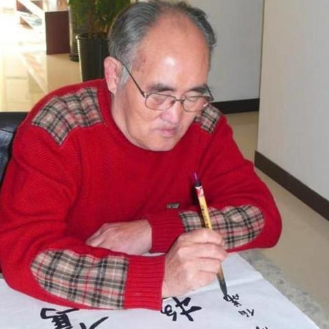 热推第三人称游戏盘点：揭秘热门游戏新视角