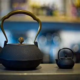 意识穿梭揭秘：梦穿后室惊悚新篇章