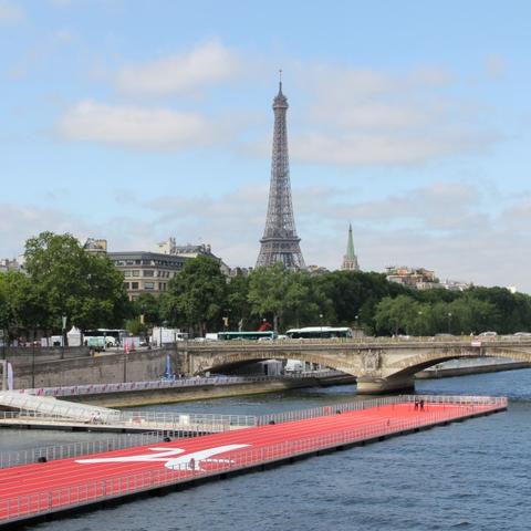 2024年度爆款体育游戏盘点：人气巅峰之作大揭秘